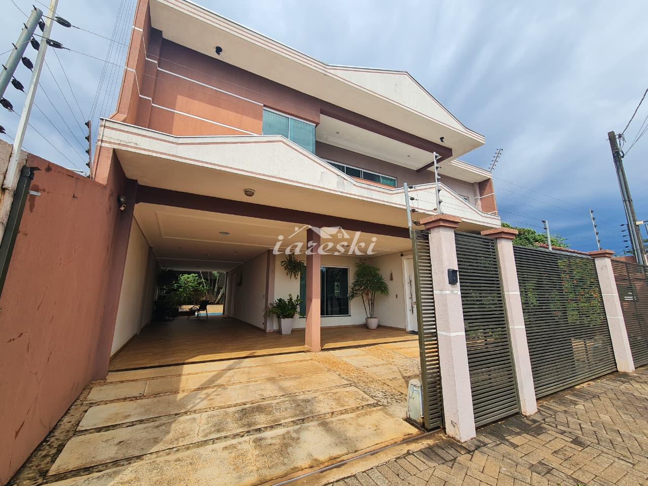 Sobrado a venda com 4 Quartos sendo 1 Suíte Master, Campos do Iguaçu em Foz do Iguaçu PR