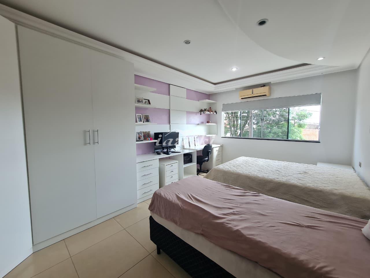 Sobrado a venda com 4 Quartos sendo 1 Suíte Master, Campos do Iguaçu em Foz do Iguaçu PR