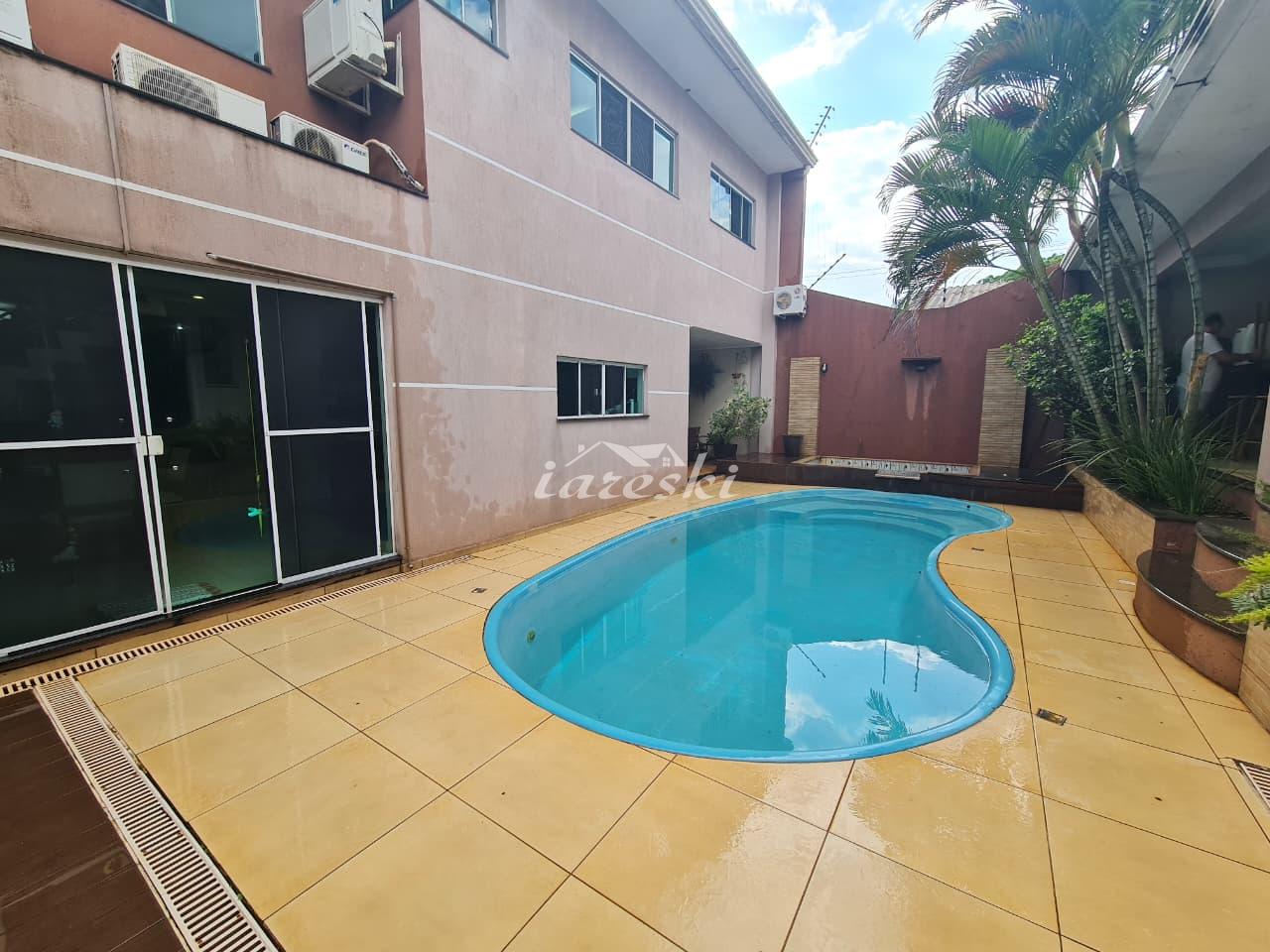 Sobrado a venda com 4 Quartos sendo 1 Suíte Master, Campos do Iguaçu em Foz do Iguaçu PR