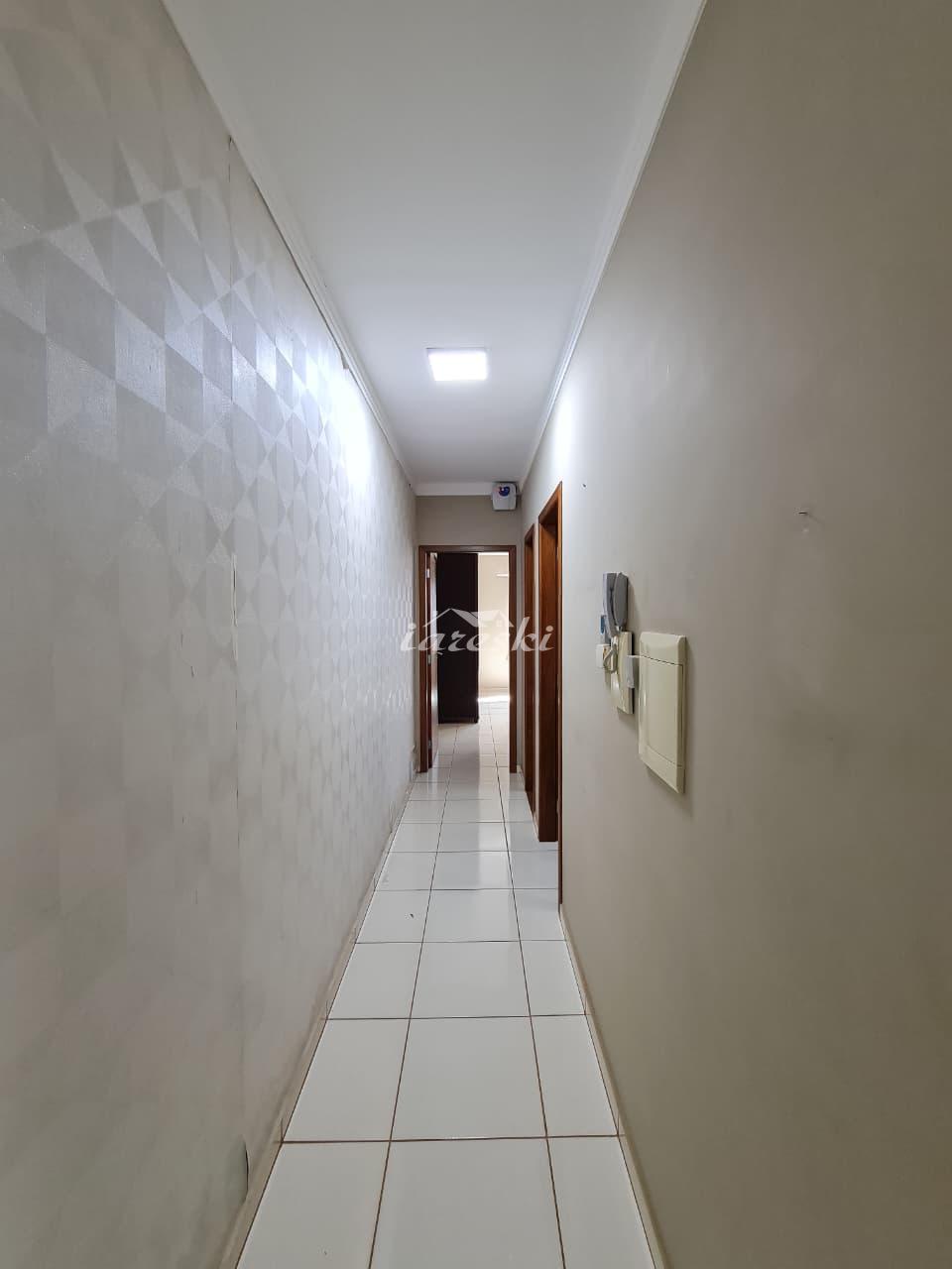 Casa semi mobiliada para locação, 2 Quartos sendo 1 suíte no Jardim São Roque em Foz do Iguaçu - PR