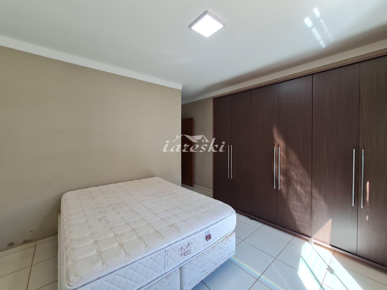 Casa semi mobiliada para locação, 2 Quartos sendo 1 suíte no Jardim São Roque em Foz do Iguaçu - PR