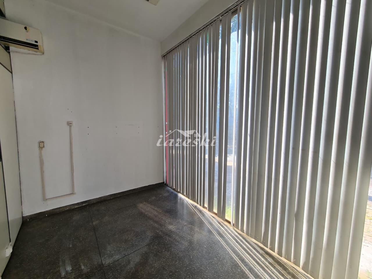 Ampla Sala comercial de esquina para locação, Polo Centro, Av Costa e Silva em Foz do Iguaçu - PR