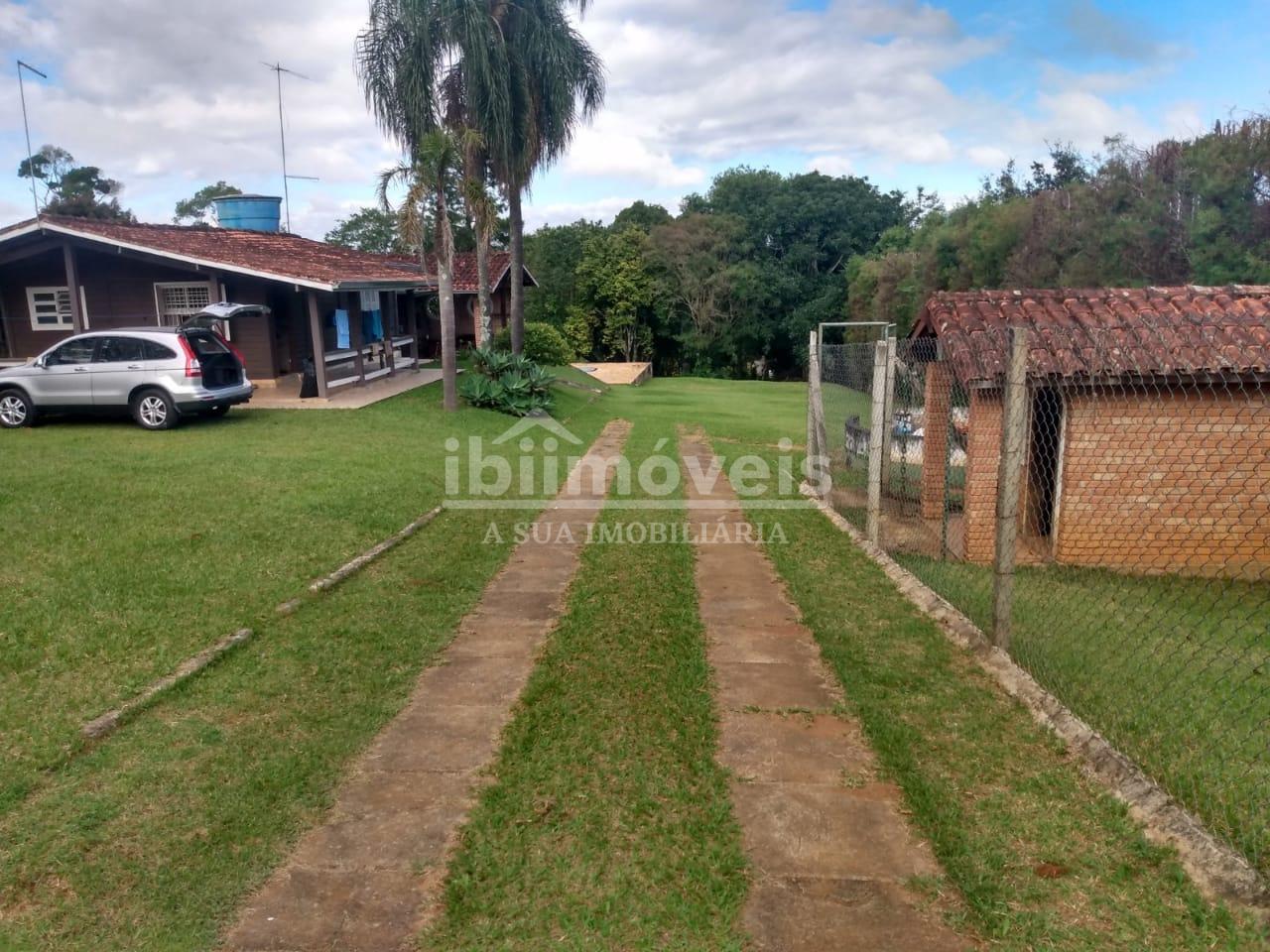 Ibiúna Chácara em Condomínio - Lazer Completo
