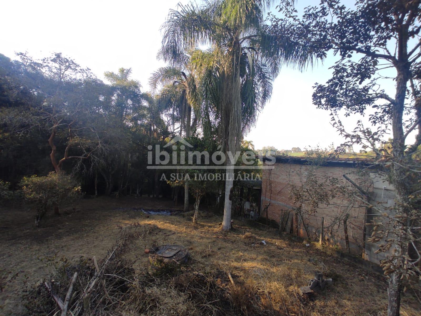 Terreno em condomínio fechado, Ibiúna-SP.