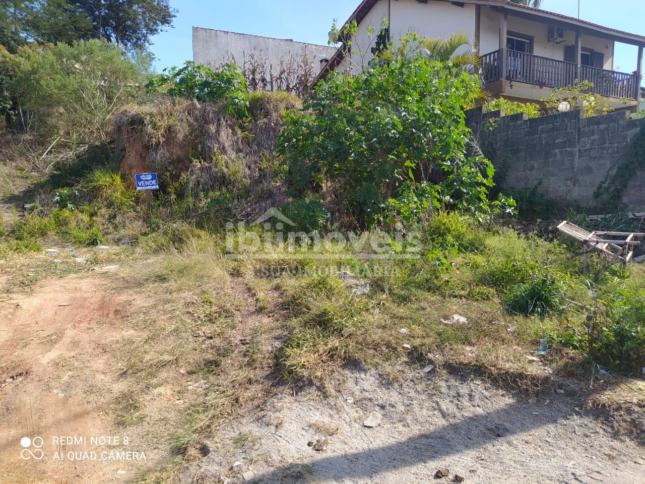 Oportunidade de Terreno  Excelente localização  Condomínio no ...