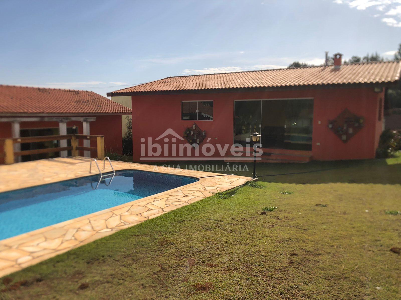 Casa em condomínio próximo ao centro da cidade - ibiuna - sp