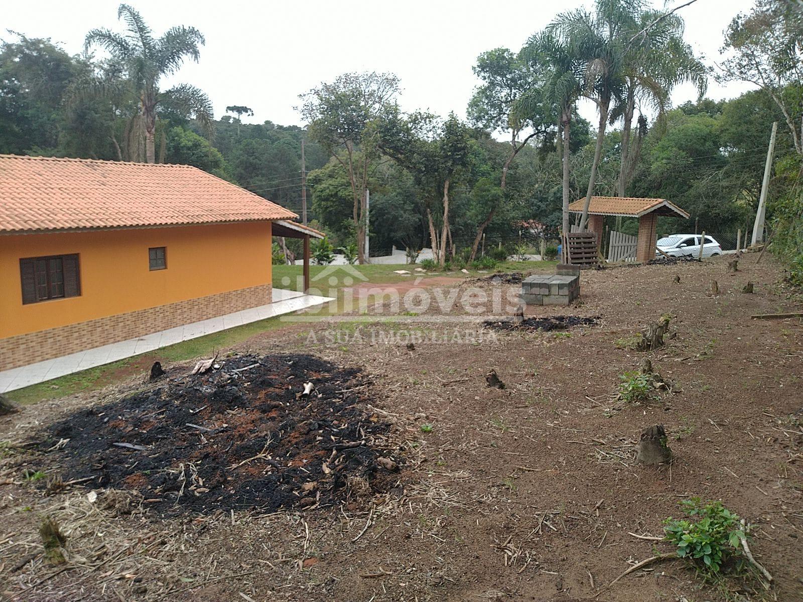 Ibiúna Chácara com 1.000m² pronta para moradia ou veraneio!!!