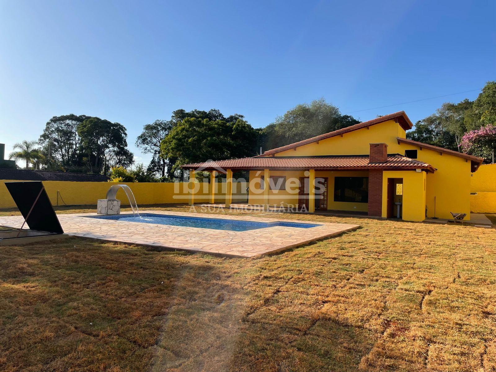 Casa dentro de condomínio fechado, proximo a rodovia bunjiro n...