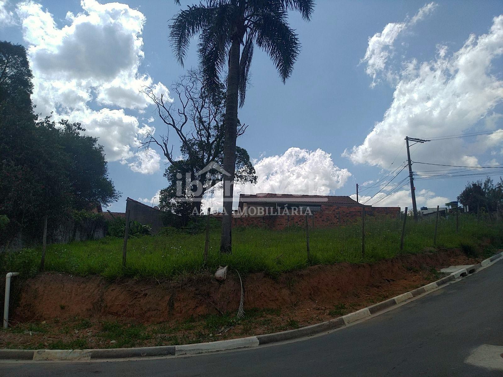 Maravilhoso terreno com 410m  em bairro próximo ao centro   