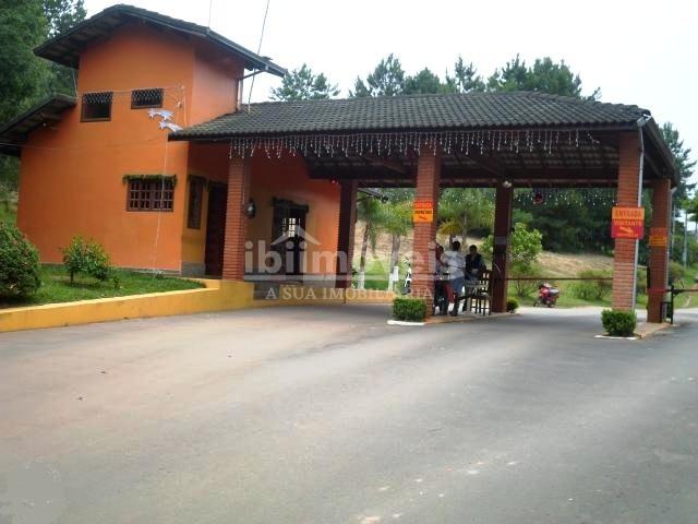 Ibiúna - Terreno com 1.500m² em excelente condomínio para mora...