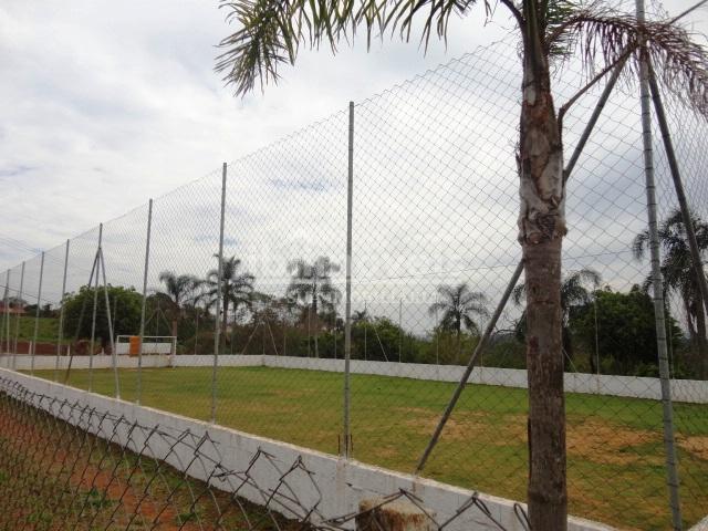Ibiúna - Terreno com 1.500m² em excelente condomínio para mora...