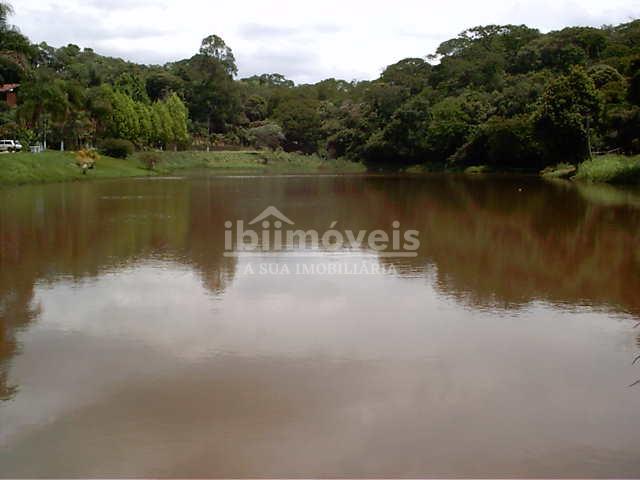 Ibiúna Terreno em condomínio com muita natureza e lagos para p...