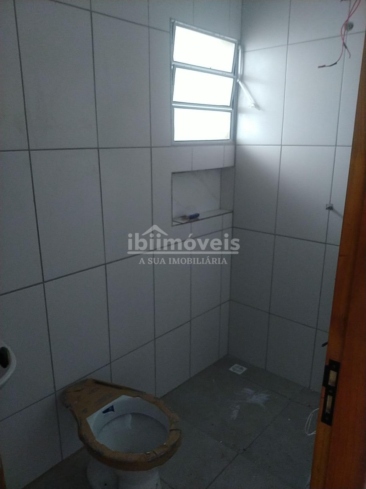 Casa nova com 03 dormitórios sendo 01 suíte - aceita financiam...