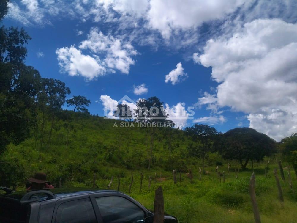 Fazenda 42,8822 hectares, Rico Em Água Com Rio, lago e Cachoei...