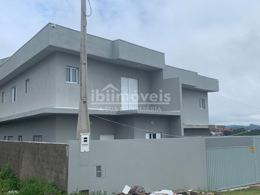 Sobrado com 4 dormitórios próximo do centro