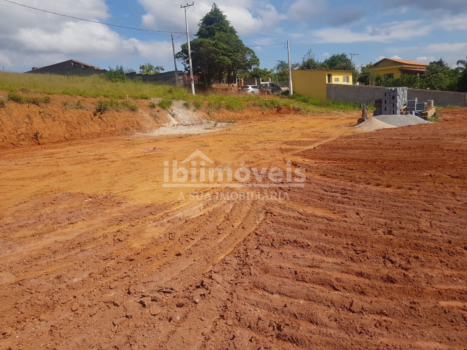 Ibiúna - Terreno em local alto pronto para construção da sua c...