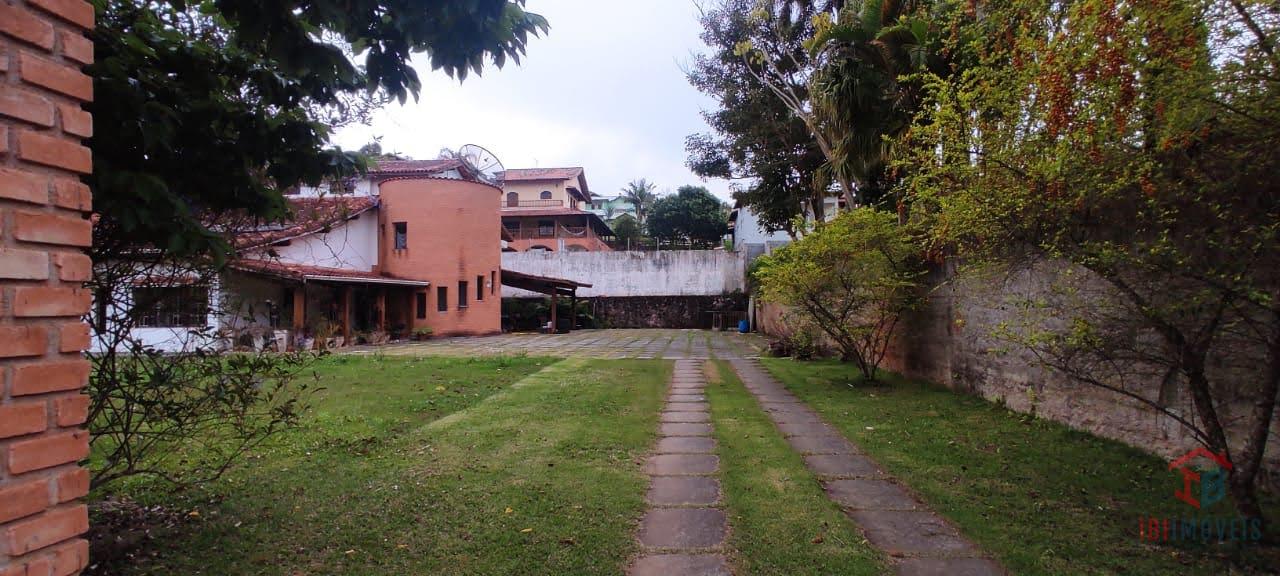 Lindo lote a venda em condomínio fechado antes do centro em Ib...