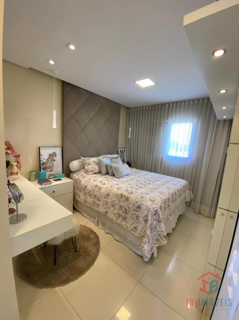 Cobertura duplex no centro com móveis planejados e pronto para...