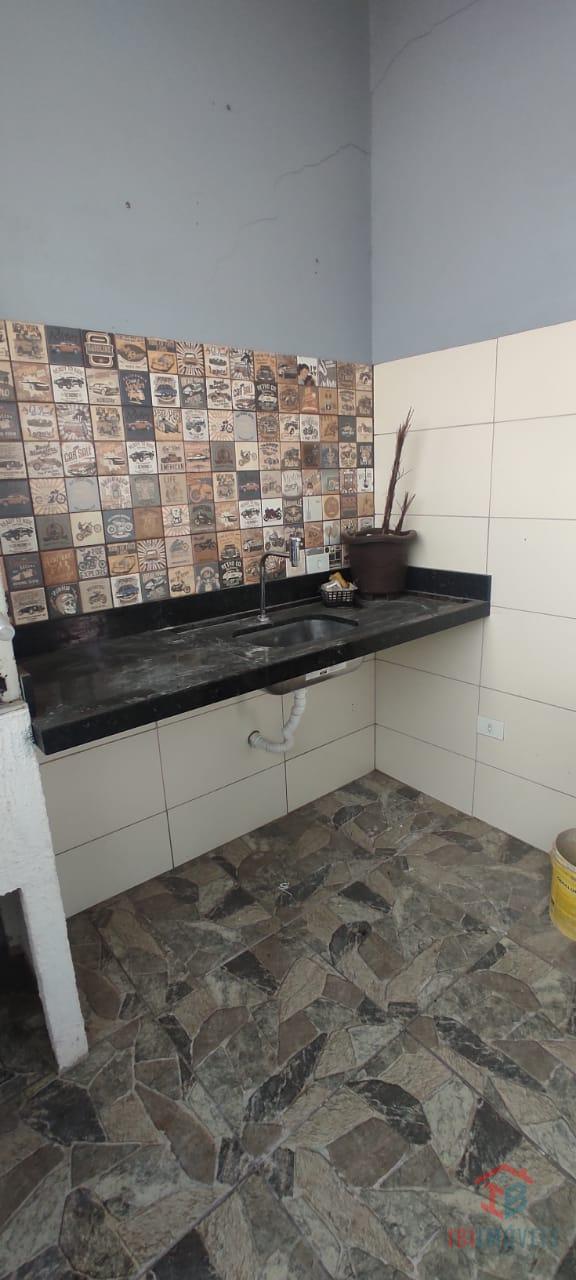 Linda casa em bairro próximo ao centro - Aceita financiamento ...
