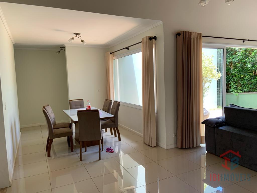 Casa à venda condomínio de alto padrão no centro, IBIUNA - SP