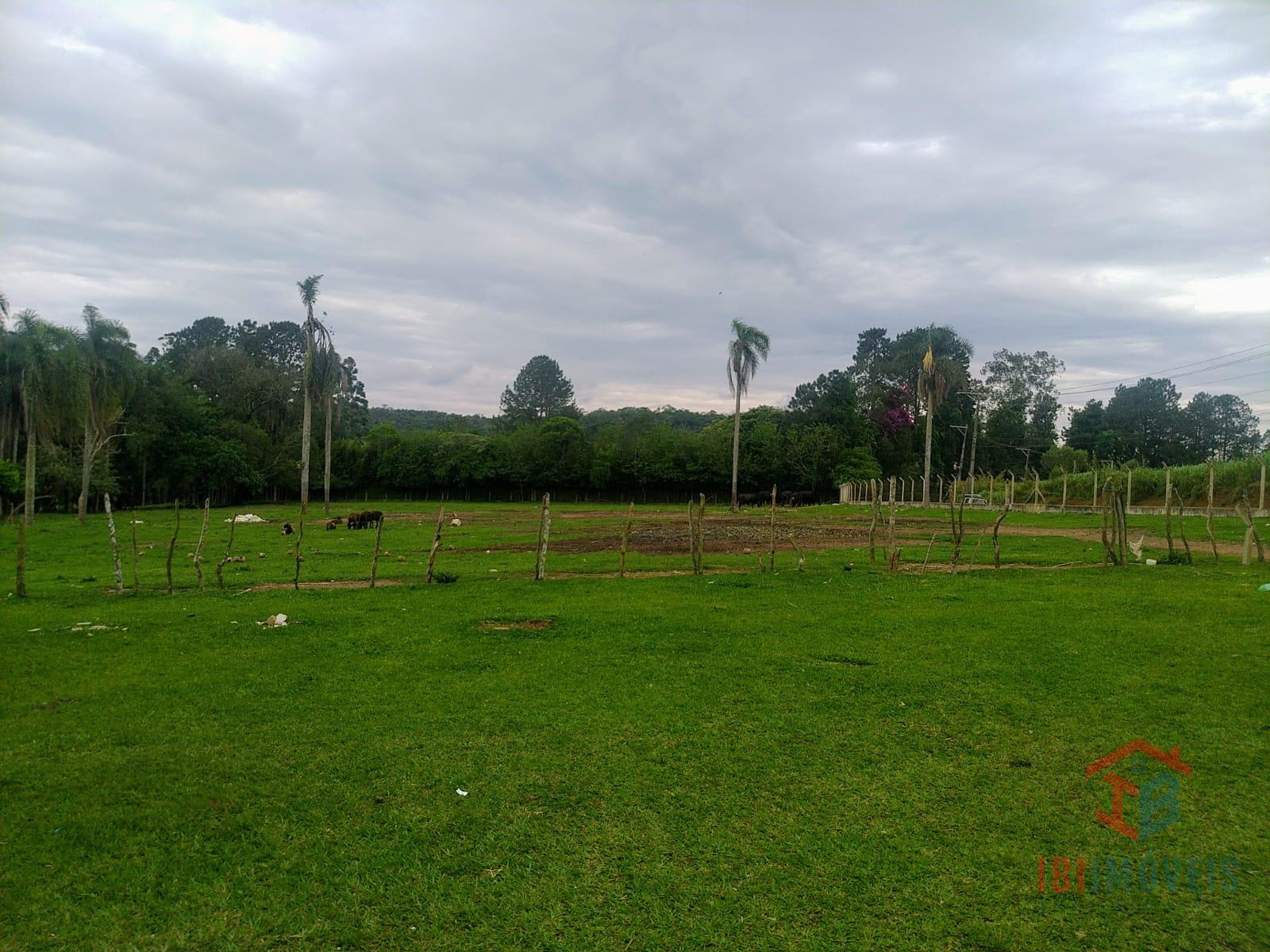 Sítio com 72.000m  em Ibiúna   