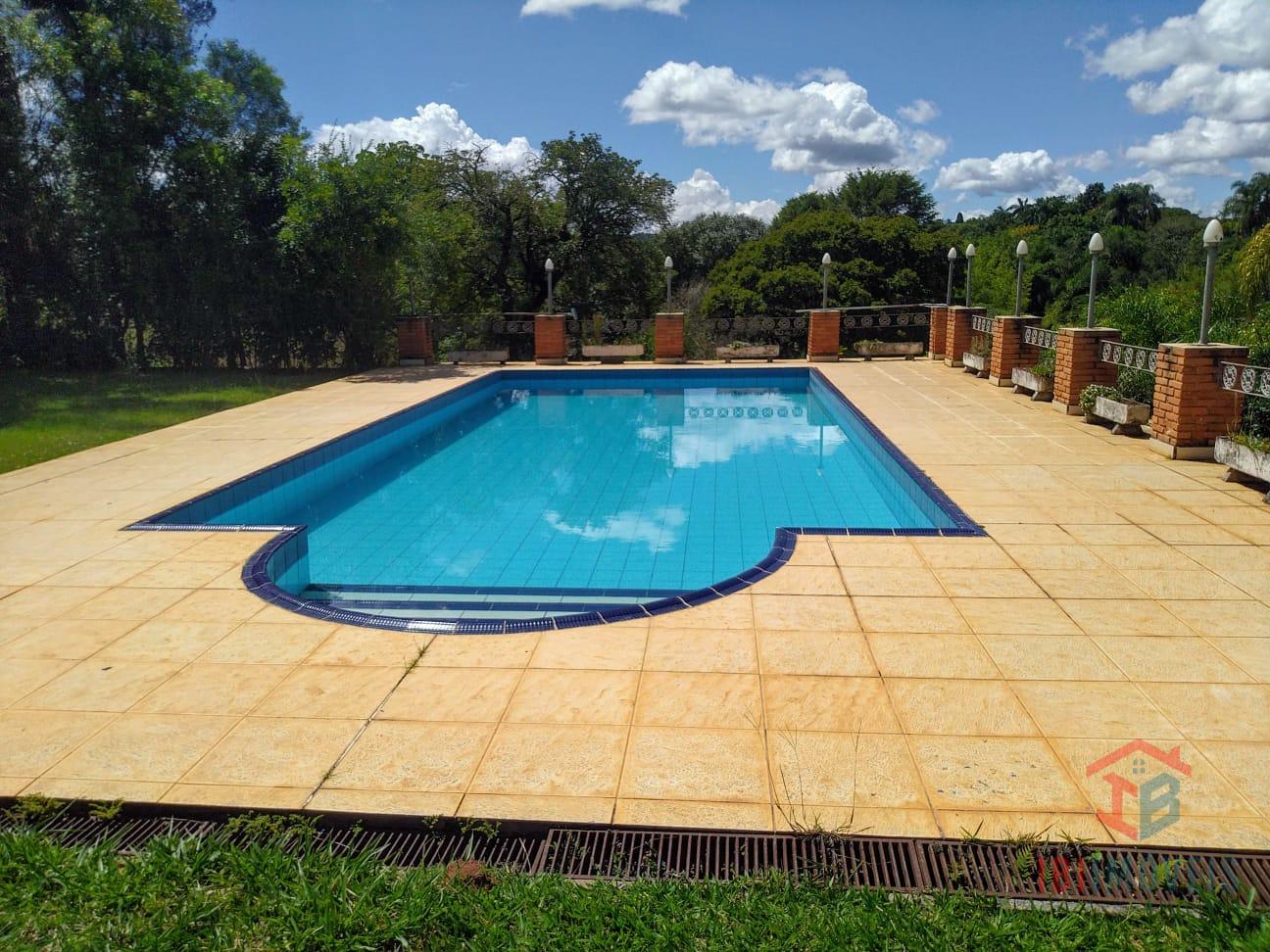 Maravilhosa propriedade em Ibiúna - chácara com 18.000m  com l...