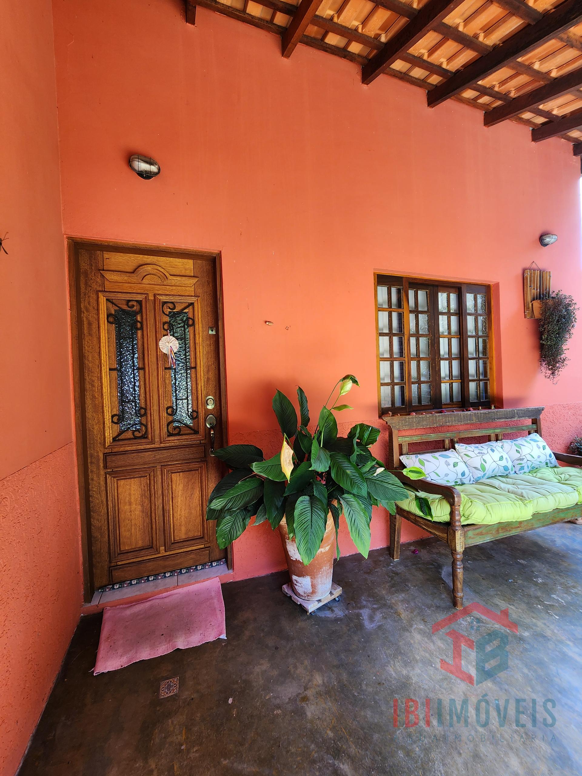 Linda chácara à venda, em condomínio fecahdo, IBIUNA - SP