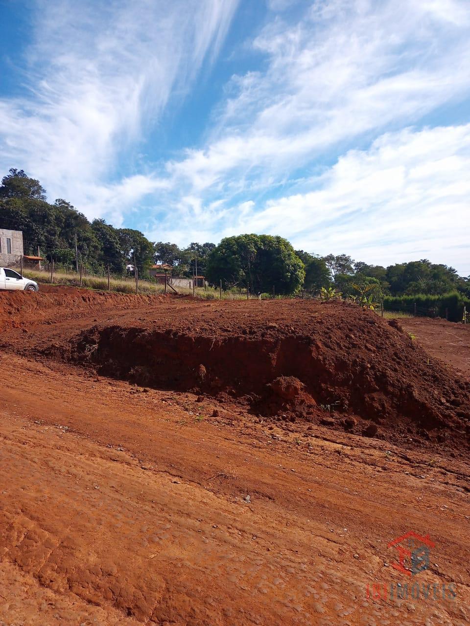 Terreno em loteamento próximo ao centro da cidade de Ibiúna SP