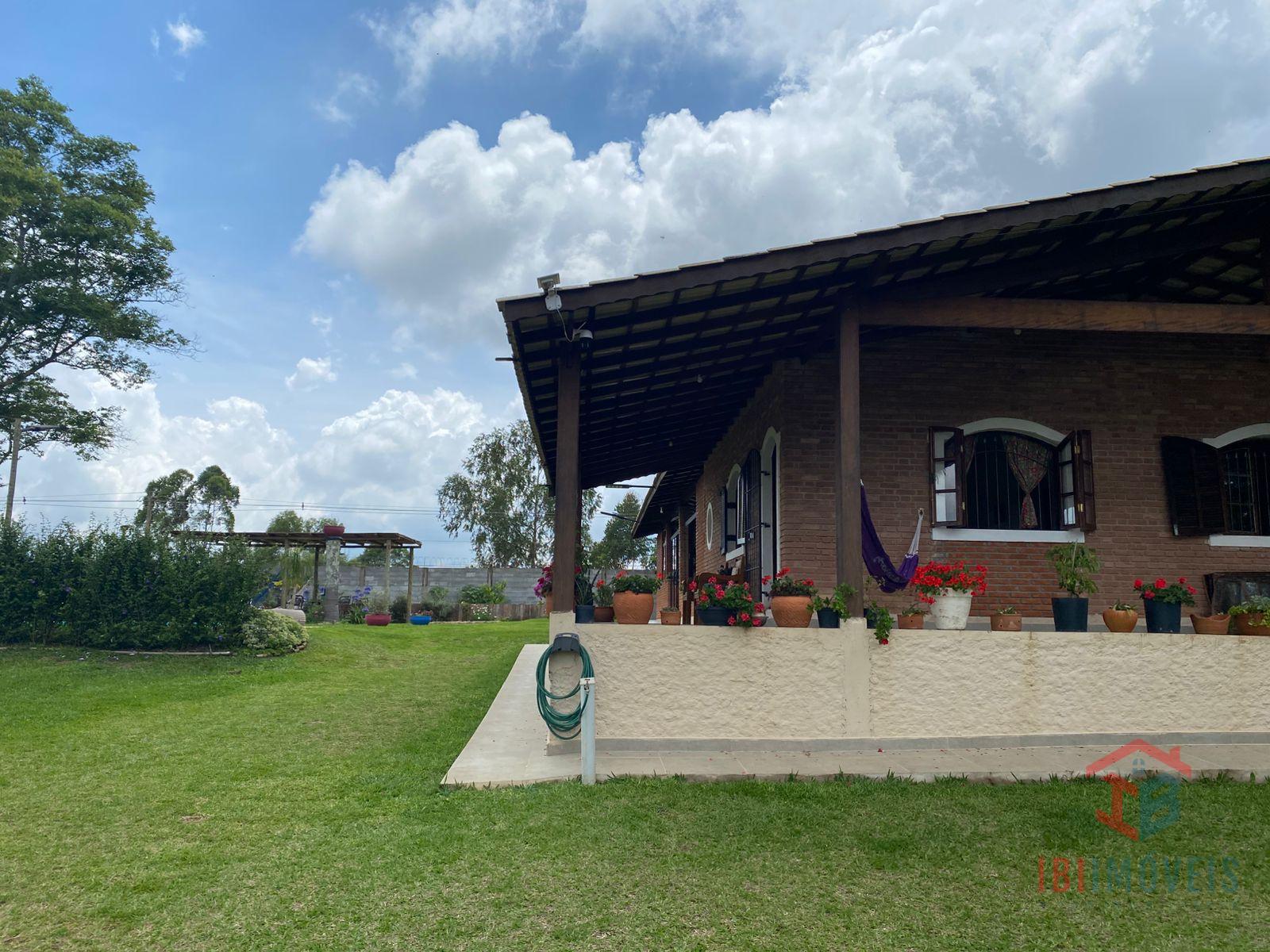 Chácara com 4 dormitórios à venda, LE VILLAGE, IBIUNA - SP