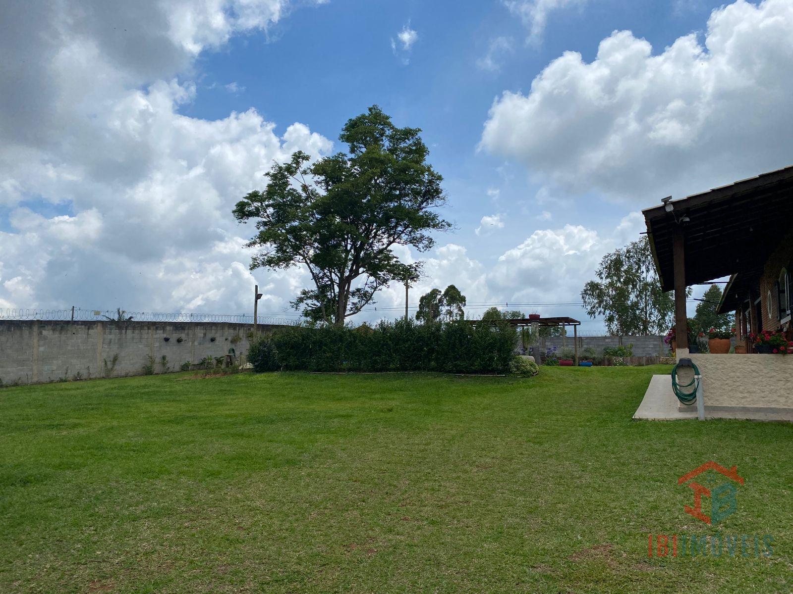 Chácara com 4 dormitórios à venda, LE VILLAGE, IBIUNA - SP