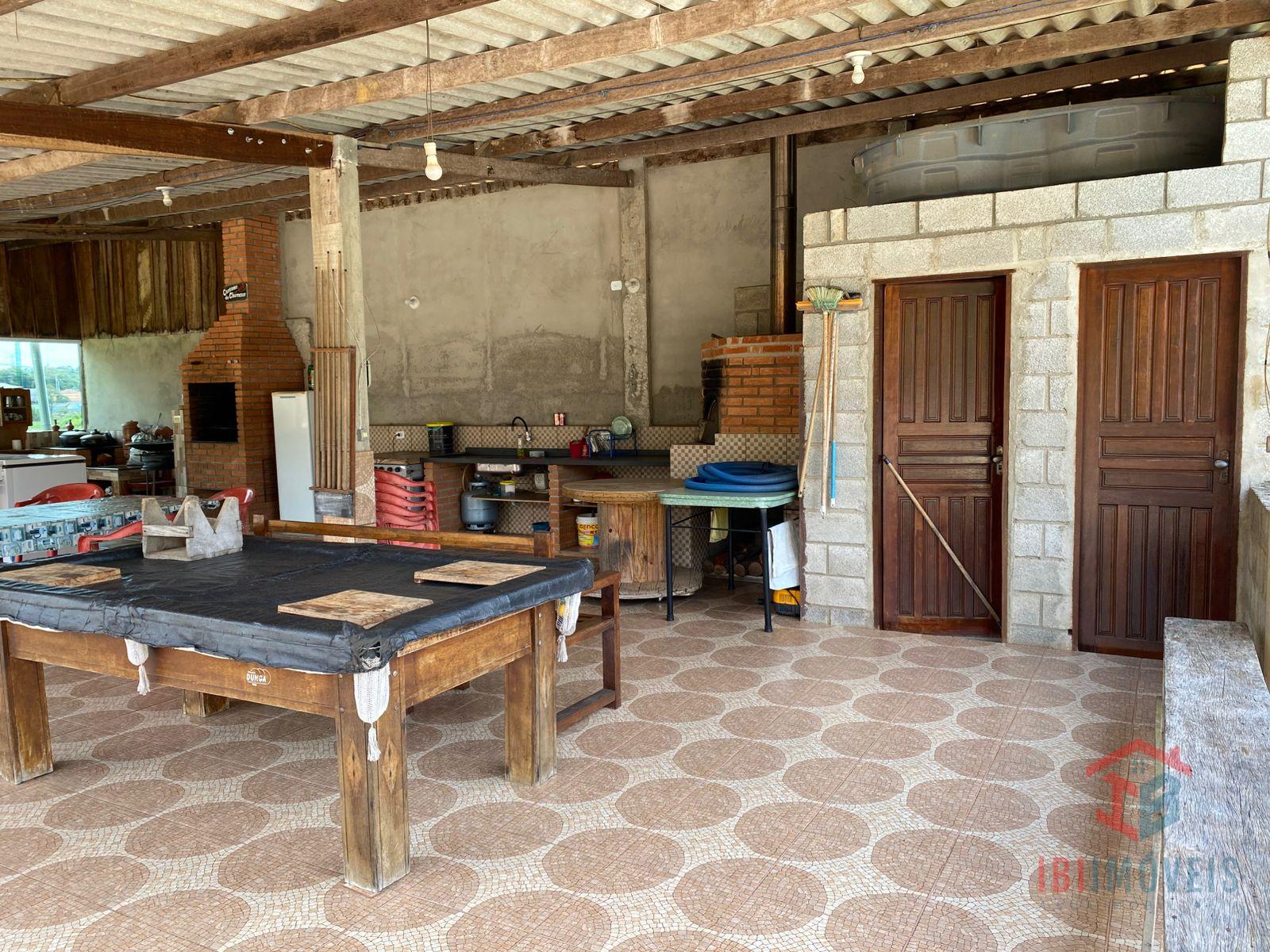 Chácara com 3 dormitórios à venda, proximo ao centro, IBIUNA - SP