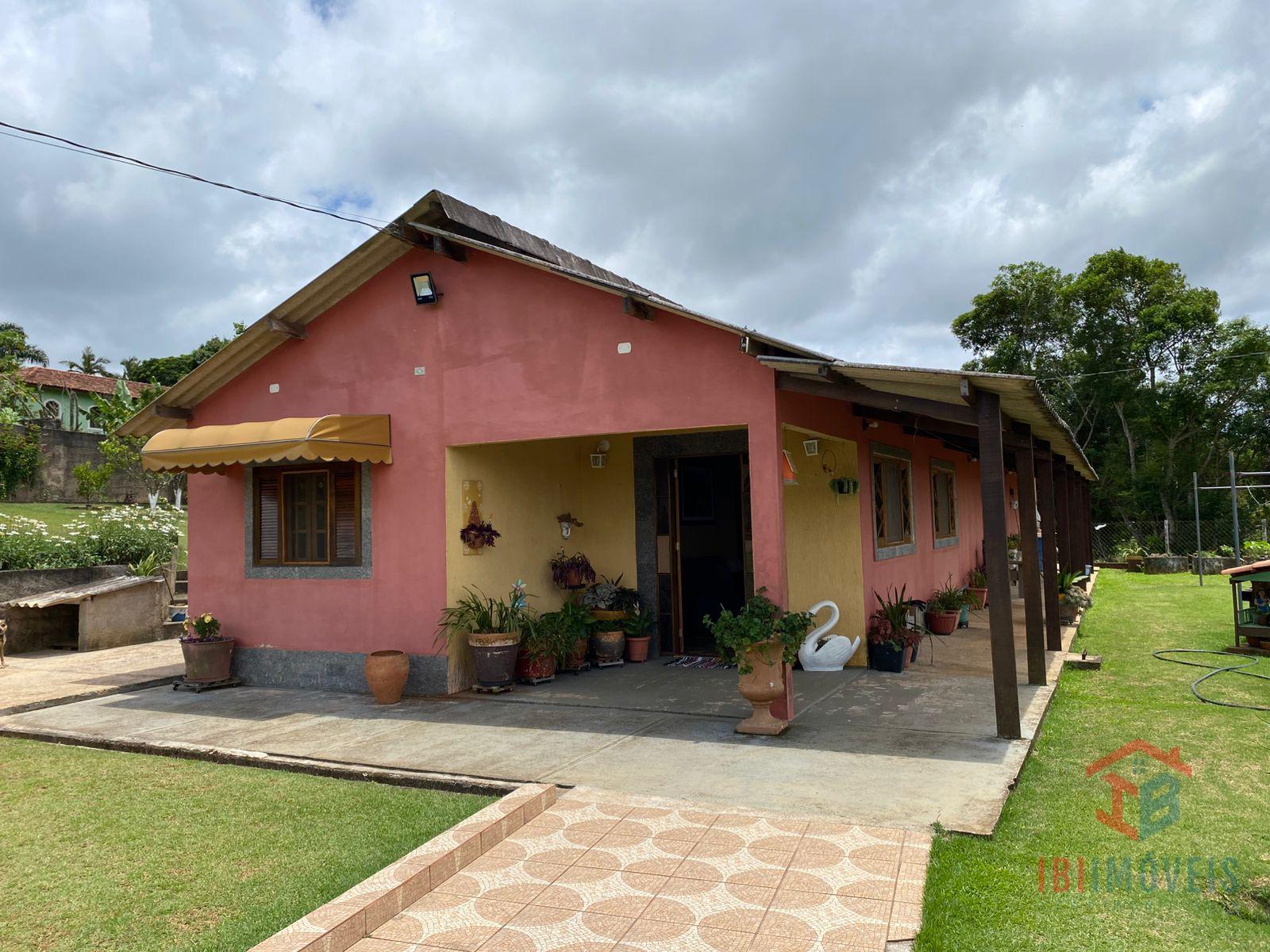 Chácara com 3 dormitórios à venda, proximo ao centro, IBIUNA - SP