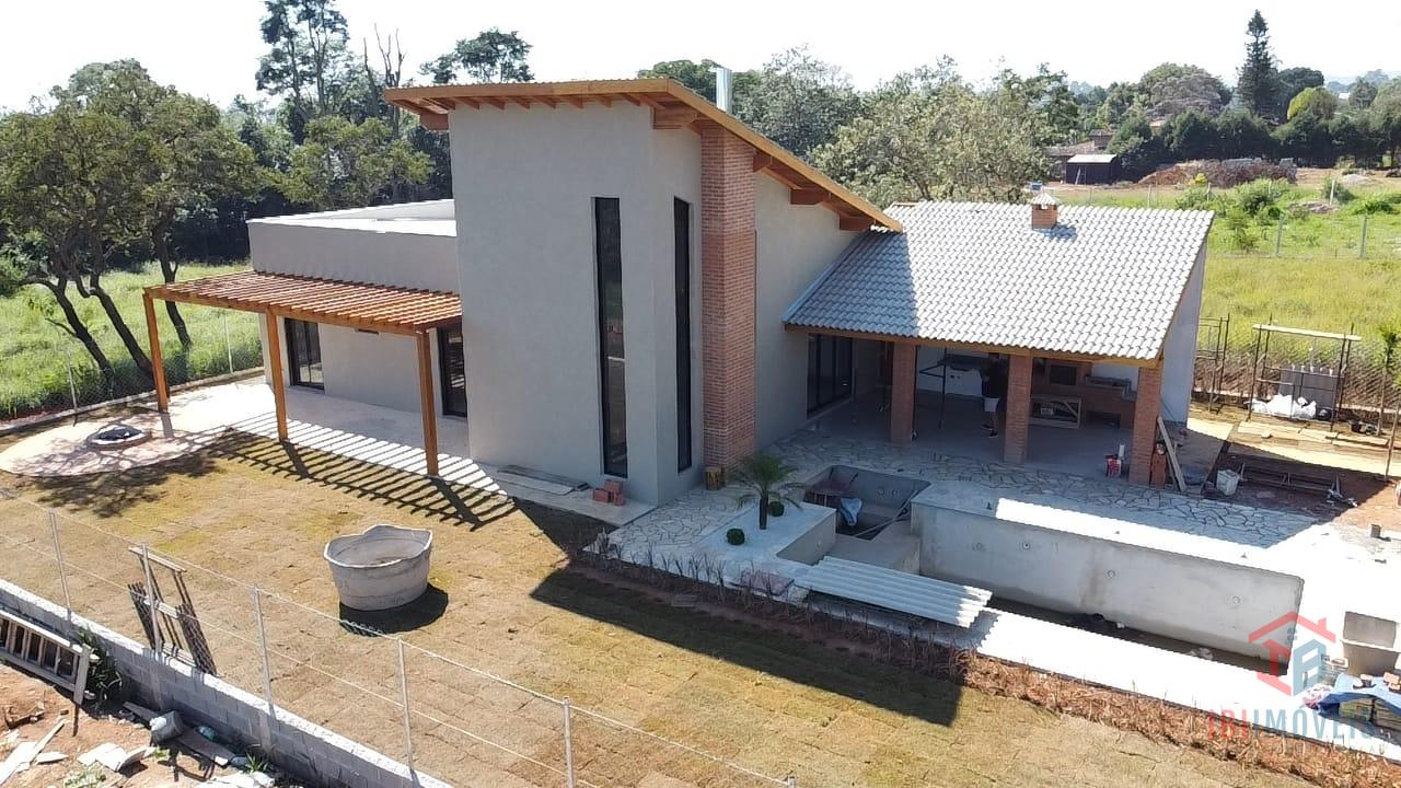 Linda Chácara nova a venda em condomínio fechado, IBIUNA - SP