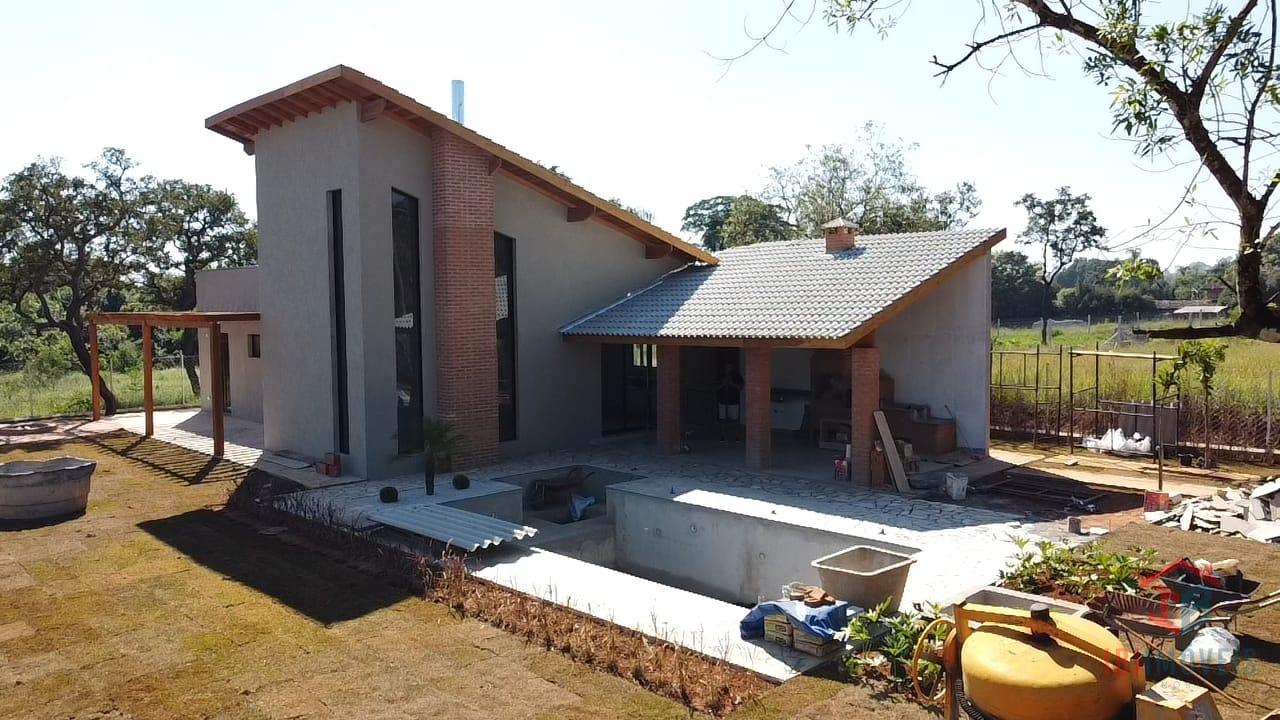Linda Chácara nova a venda em condomínio fechado, IBIUNA - SP