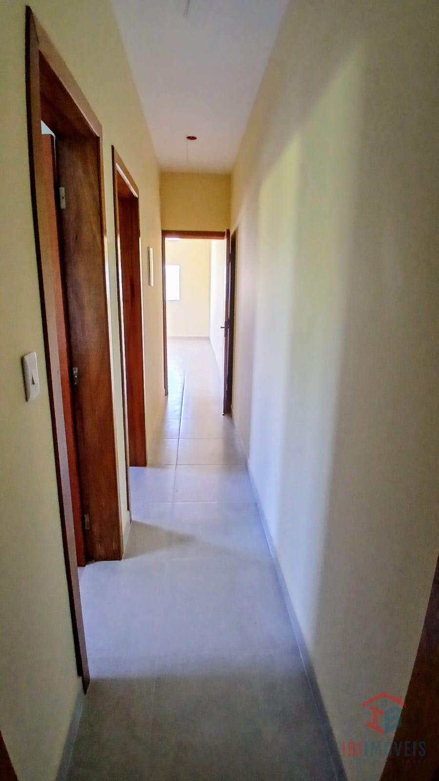 Casa em bairro planejado - aceita financiamento bancário.
