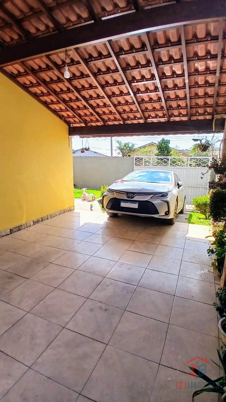 Casa em bairro próximo ao centro, ótima localização - estuda p...