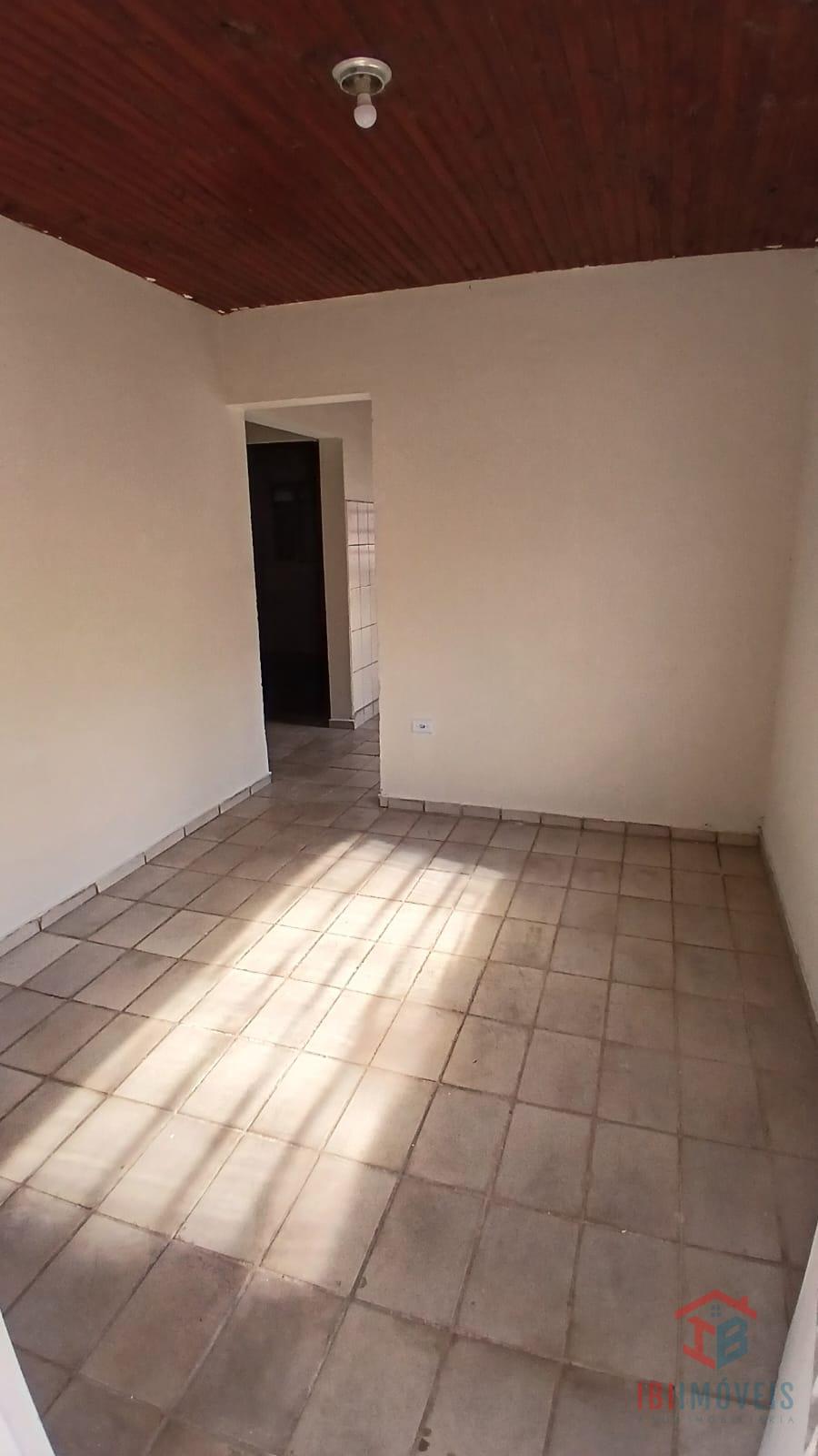 Ibiúna Casa para locação em bairro próximo ao centro   
