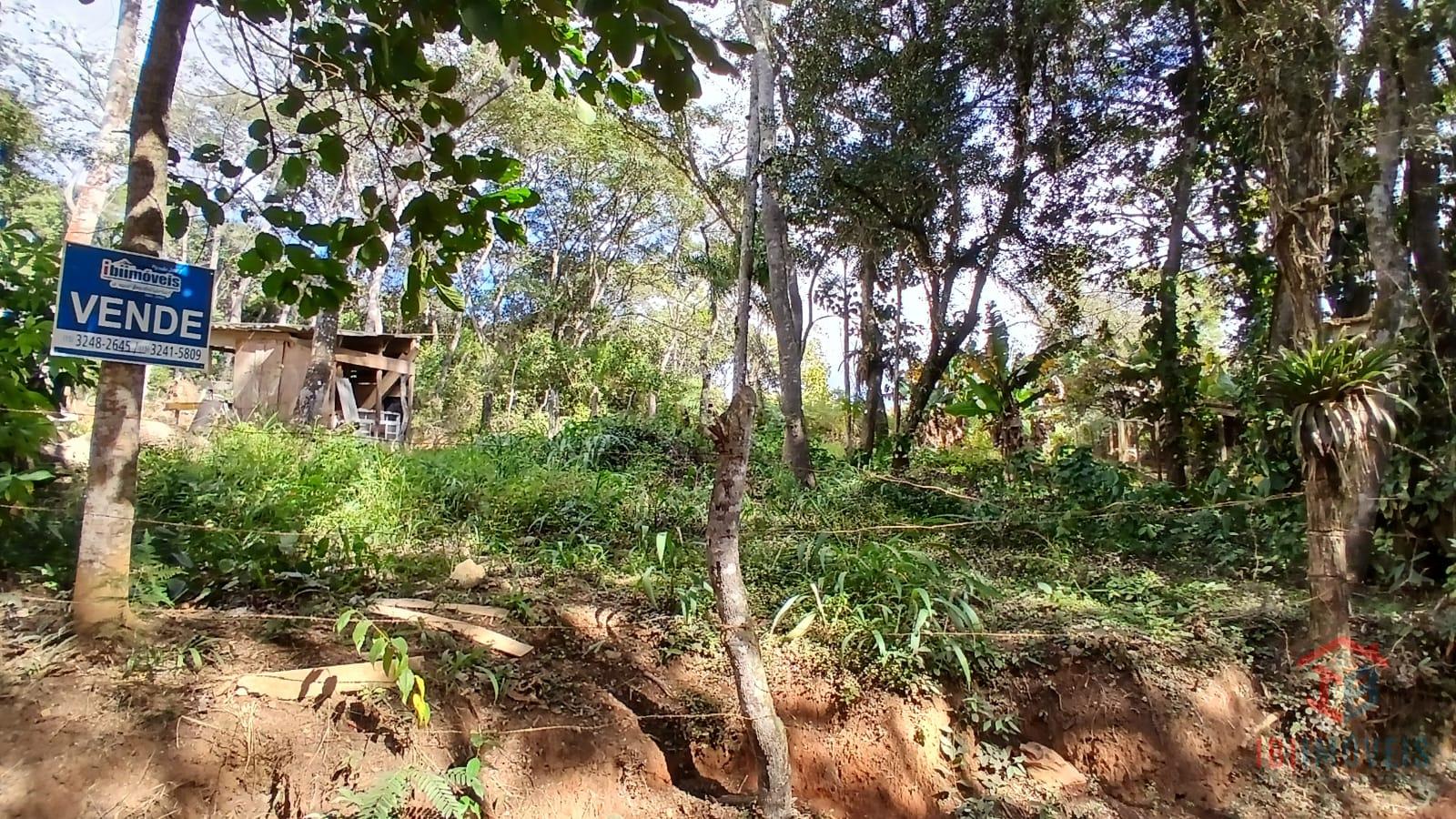 Terreno com 480m  em ótima localização, fácil acesso para vera...