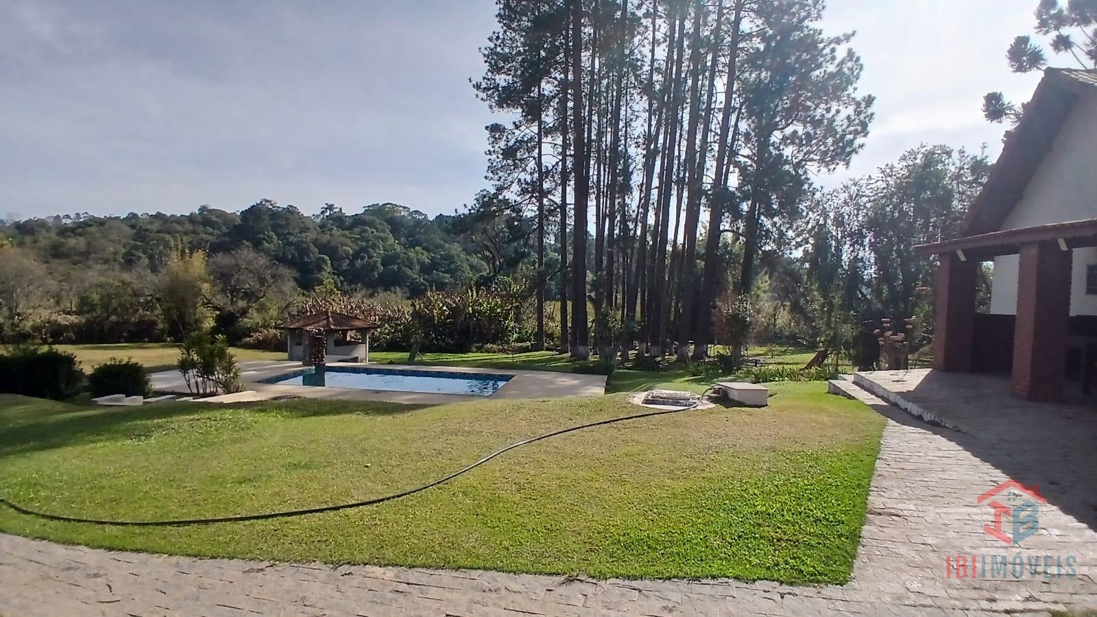 Ibiúna Sítio com lagos, e muito verde para o lazer e descanso ...