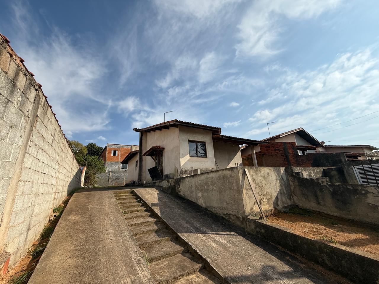 Casa com 2 dormitórios à venda, 2 KM DO CENTRO, OTIMA LOCALIZAÇÃO