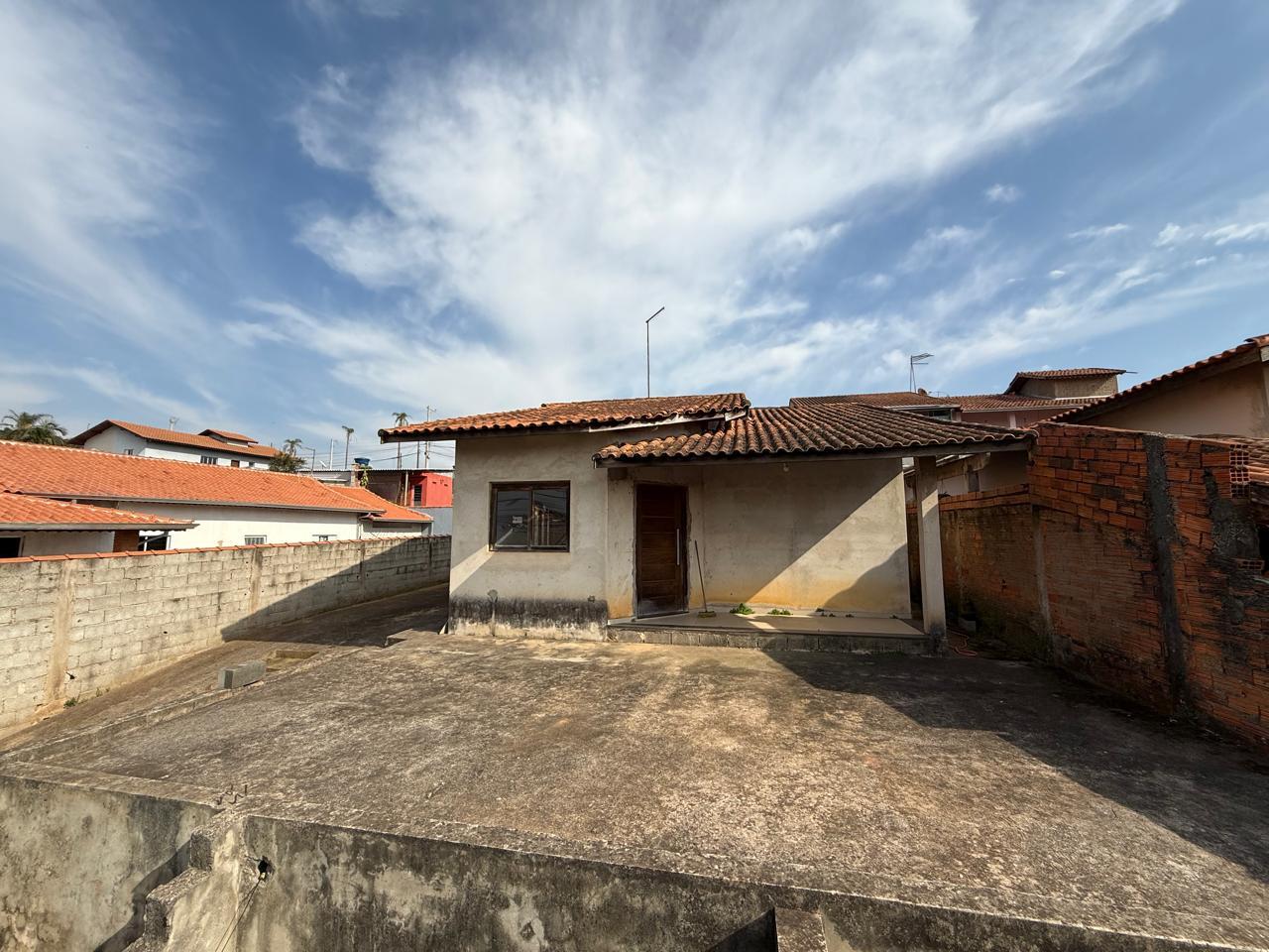 Casa com 2 dormitórios à venda, 2 KM DO CENTRO, OTIMA LOCALIZAÇÃO