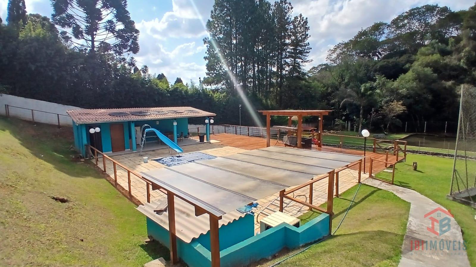 Chácara com 7.000m  - lago, campo, piscina, lazer completo par...