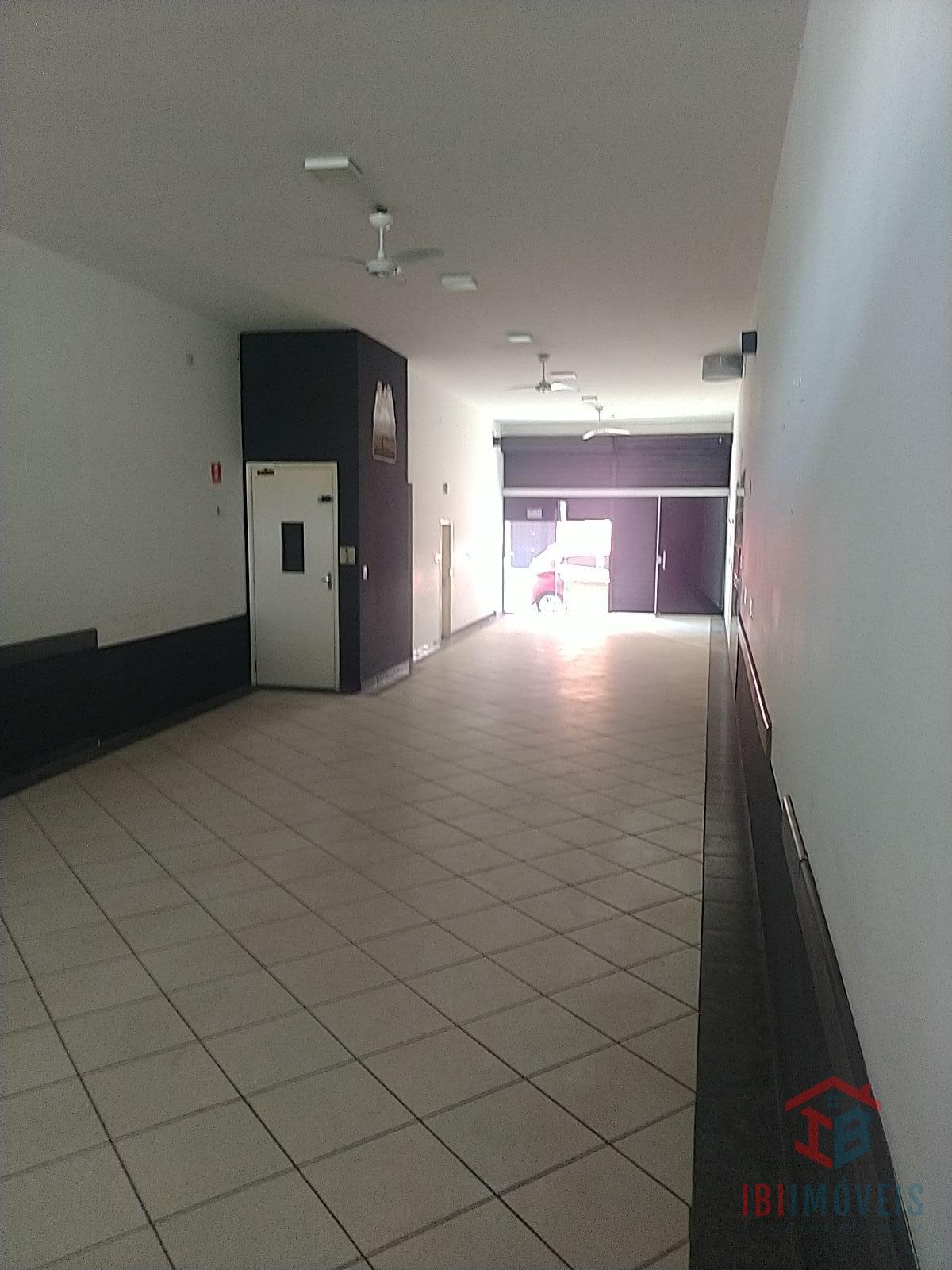 Imóvel comercial no centro de Ibiúna ótimo para investimento