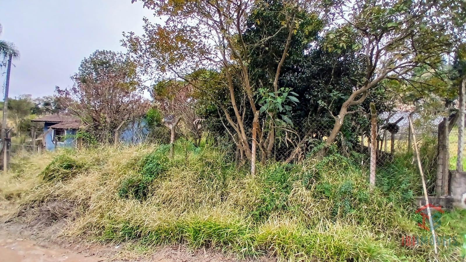 Ibiúna oportunidade terreno para formação de chácara para laze...
