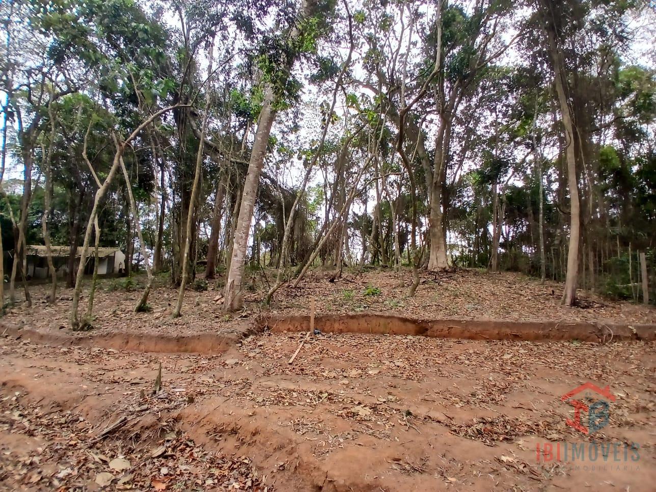 Ibiúna Terreno com 1.000m  com muito verde e tranquilidade