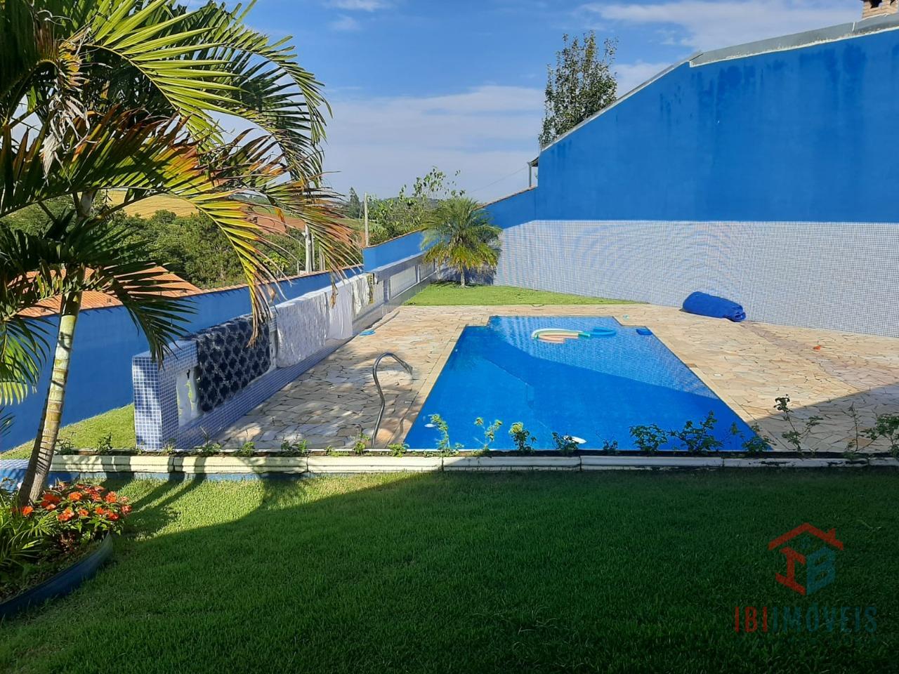 Chácara com 6 dormitórios à venda em condomínio antes do centr...