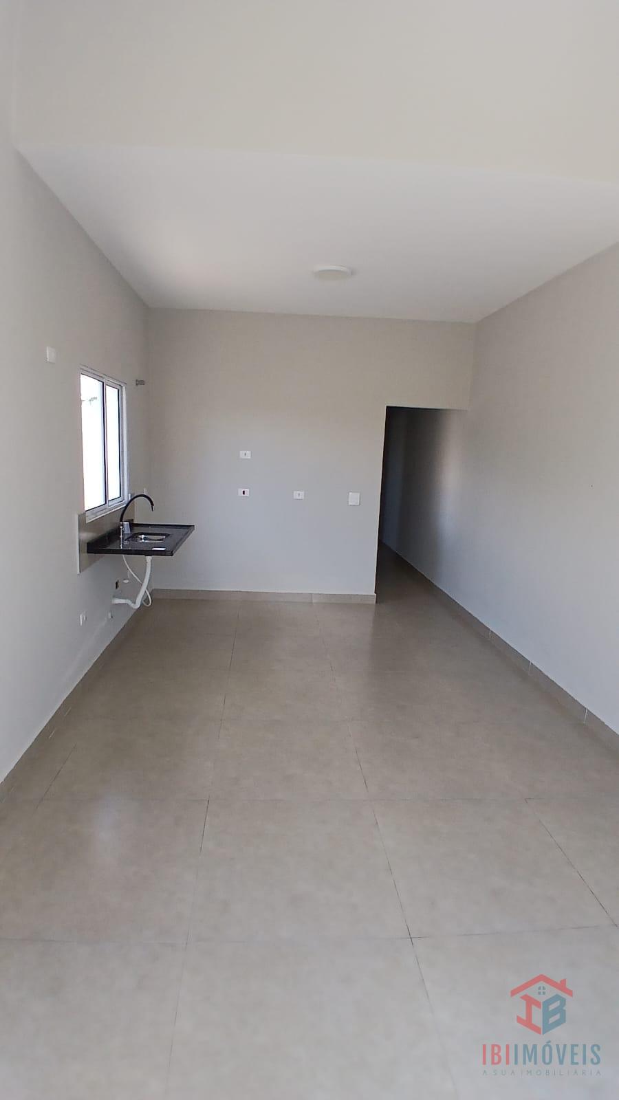 Casa moderna em bairro com ótima localização - Aceita Financ B...