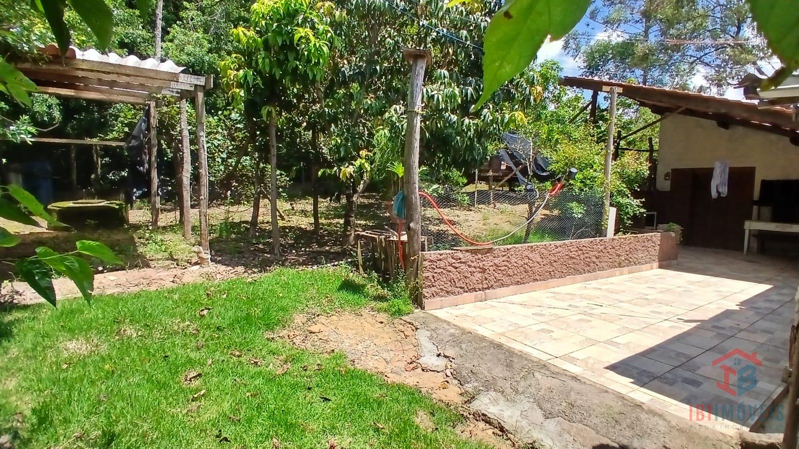 Chácara em Ibiúna com fácil acesso para SP - aceita financiame...