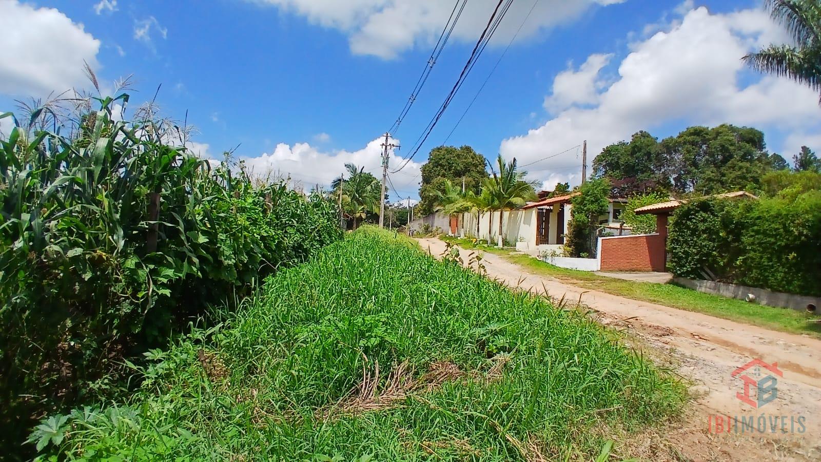 Ibiúna - terreno com 1.380m  para formar sua chácara para laze...