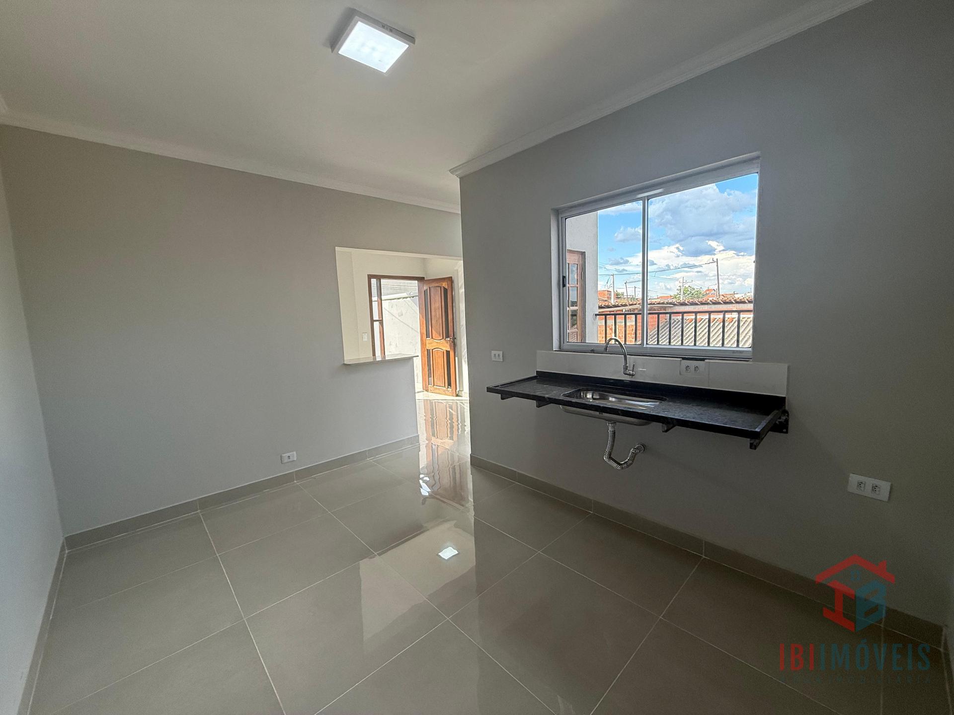 Casa ótima localização e disponível para financiamento bancári...